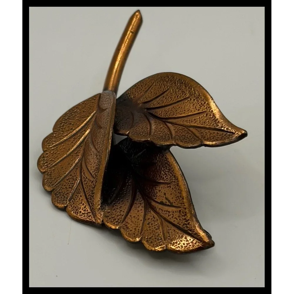Unbranded Leaf Brooch Pin Copper Tone Textured Fall Botanical Accessory
